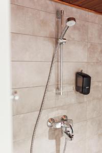 Et badeværelse på Holiday Club Rukatunturi Apartments + 74 billeder