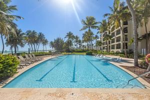 Πισίνα στο ή κοντά στο Stunning Oceanfront Villa - 8190