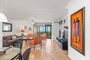 Χώρος καθιστικού στο Stunning Oceanfront Villa - 8190