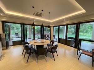 Posezení v ubytování Oasis garden villa Luxury 5-Bedroom , 3200 sqm