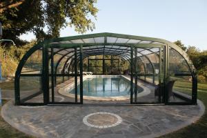 Bazén v ubytování Agriturismo Fattoria Walden nebo v jeho okolí