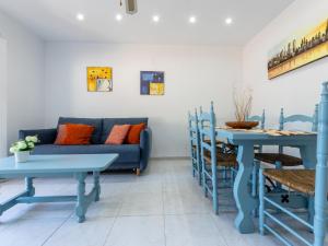 Χώρος καθιστικού στο Apartment Gladiols by Interhome +25 φωτογραφίες