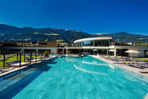 Bazén v ubytování Hotel Prokulus - Family & Wellness nebo v jeho okolí