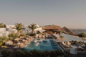 Fotografie z fotogalerie ubytování Nobu Hotel Santorini v destinaci Imerovigli