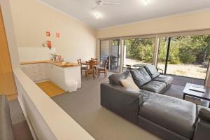 Χώρος καθιστικού στο Amphion - Waterfront Retreat