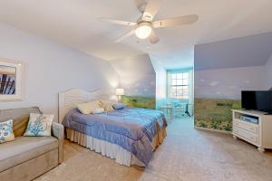 Postel nebo postele na pokoji v ubytování Bethany Bay --- 37182 Harbor Dr #2606 + 33 fotografií