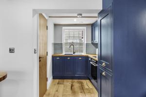 Fotografie z fotogalerie ubytování Tilly's Cosy Cottage Retreats - Cave Cottage v destinaci Knaresborough