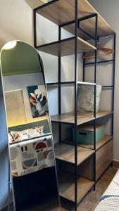 Una cama o camas cuchetas en una habitación  de Lindo Studio Vila Pauliceia Santana Zona Norte 5 fotos más