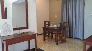 Gallery image of Moonlight beach in Dickwella