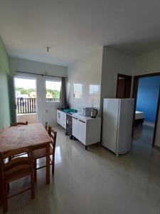 Χώρος καθιστικού στο AP 06 Praia Mariscal 800mt mar