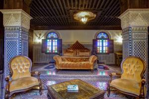 Posezení v ubytování Riad Salam Fes
