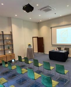 Konferenční prostory v ubytování Orbi City - Luxury Hotel - Sea View