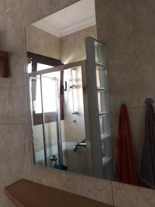 Ένα μπάνιο στο Apartamento en Altea - Casco antiguo y Vistas al mar +9 φωτογραφίες