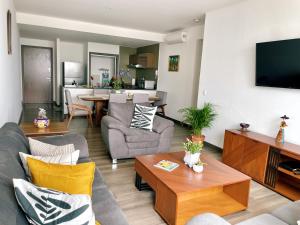 Kuchyň nebo kuchyňský kout v ubytování Skyline Suite in Polanco Best Location Fast Wifi