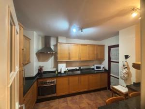 O bucătărie sau chicinetă la Apartamento costa Motril Inma place