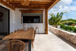 Balkon oz. terasa v nastanitvi LXRY Villas