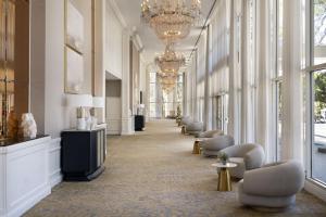 Posezení v ubytování Sheraton Universal