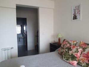 En eller flere senge i et værelse på APA Sorken - cochera cubierta + 30 billeder