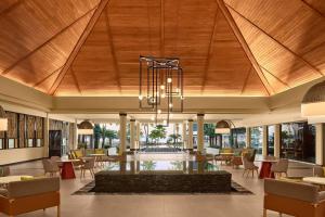 Posezení v ubytování Sheraton Fiji Golf & Beach Resort
