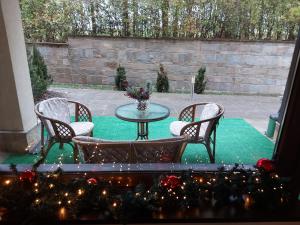Patio nebo venkovní prostory v ubytování Terra complex -D6 - Balkan private apartment-Spa Sking Golf and Relax