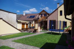 Budova, v ktorej sa apartmán nachádza