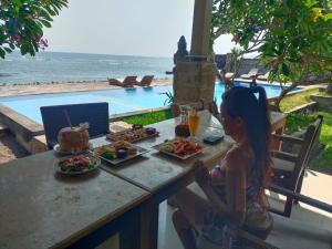 Nápoje v ubytování Ganesh Beach Hotel
