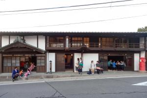 Gostje med bivanjem v nastanitvi 北国街道 脇本陣の宿 粂屋 1棟貸切プラン