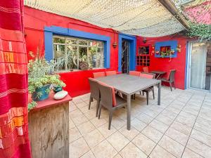 Fotografie z fotogalerie ubytování Chez Jeanine - Studio avec Wifi et Climatisation v destinaci Saint-Laurent-dʼAigouze