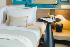 Letto o letti in una camera di Linggan Anyu Hotel