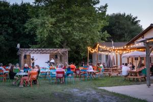 Zahrada ubytování Huttopia Lac d'Aureilhan - Mimizan