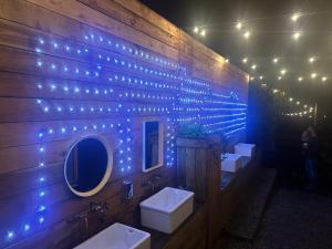大圣科勒姆Lakeside Glamping Firecrest的相册照片