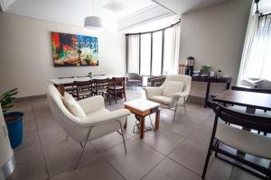 Posezení v ubytování Holiday Inn Irving Las Colinas by IHG