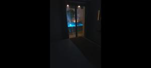 Πισίνα στο ή κοντά στο Spacious and modern one bed in hurhgarda