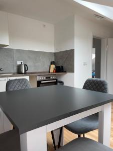 Köök või kööginurk majutusasutuses Schöne Wohnung in ruhigen Kernen im Remstal - 10min nach Stuttgart