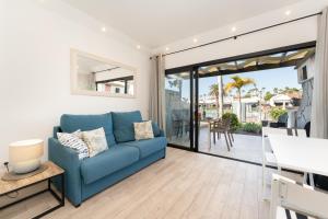 A seating area at Luxury Poolside Holiday Home Még 34 kép