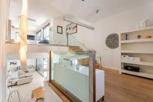 Kuchyň nebo kuchyňský kout v ubytování Villa Itaca Vista mar y piscina climatizada + 37 fotografií