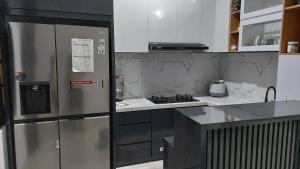 Кухня или мини-кухня в Vila alimenta
