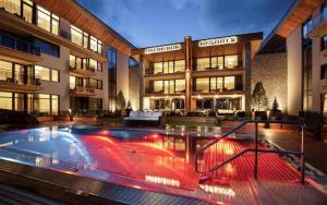 Πισίνα στο ή κοντά στο Súkromný 4 hviezdičkový apartmán v hoteli Hrebienok resort