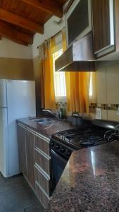 Η κουζίνα ή μικρή κουζίνα στο Rincón del Algarrobo - Casa de Campo