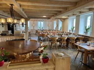 Restaurace v ubytování Hotel Engel Buch