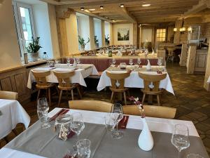 Restaurace v ubytování Hotel Engel Buch