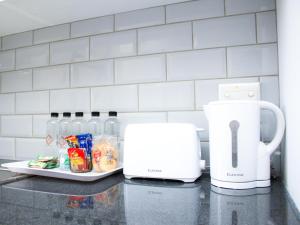 Dapur atau dapur kecil di 214 on Clark