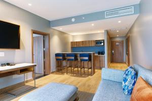 Cucina o angolo cottura di Courtyard by Marriott Paramaribo