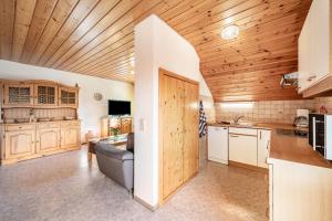 Kuchyň nebo kuchyňský kout v ubytování Haus Schöneck