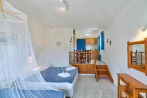 Gallery image of Plaka Apartments in Kamilari