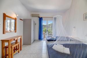 Gallery image of Plaka Apartments in Kamilari