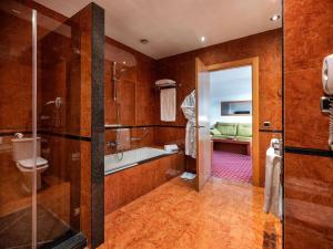 Koupelna v ubytování Hotel Zentral León