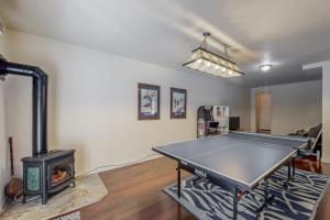 Stolní tenis v ubytování Jade House nebo okolí