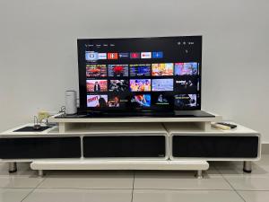 Μια τηλεόραση ή/και κέντρο ψυχαγωγίας στο D Studio16 Cyberjaya - Free Wi-Fi