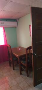 Fotografie z fotogalerie ubytování Cuartos independientes con baño privado - Casa La Dolce Vita Las Tablas v destinaci Las Tablas